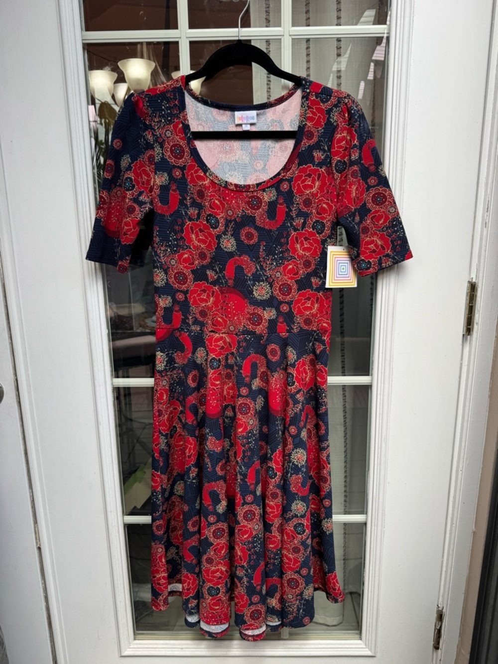 Z🐞LuLaRoe Navy and Red Floral Scoop Neck Midi Dress